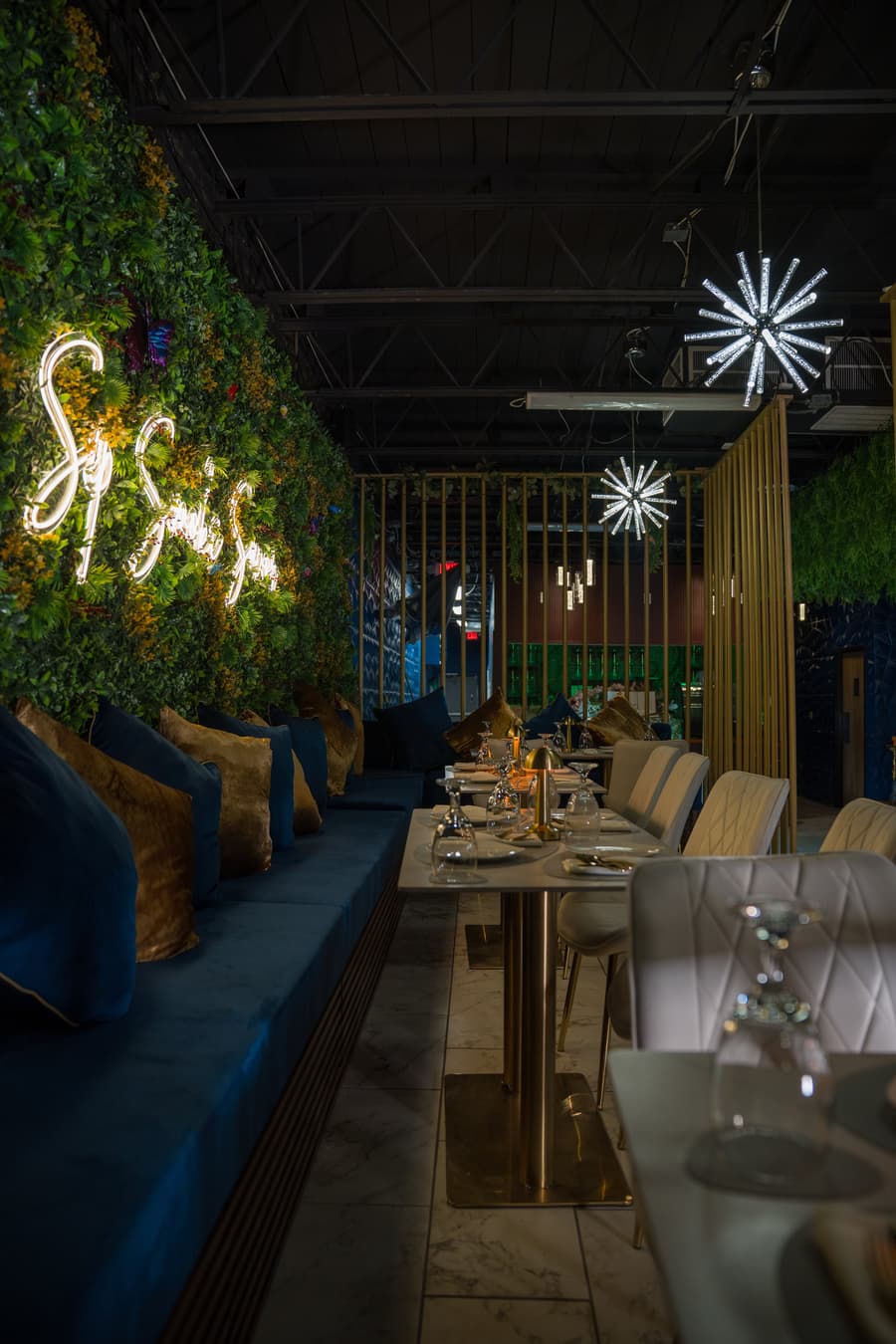 Selected image for Aura in Charlotte.
