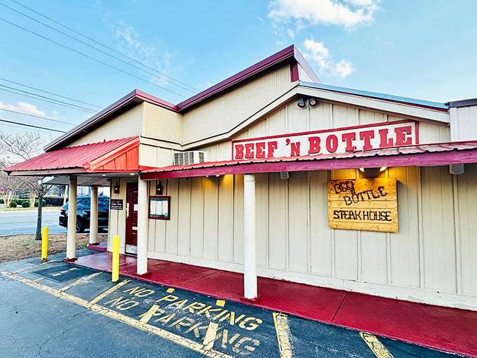 Selected image for Beef 'N Bottle Steakhouse in Charlotte.