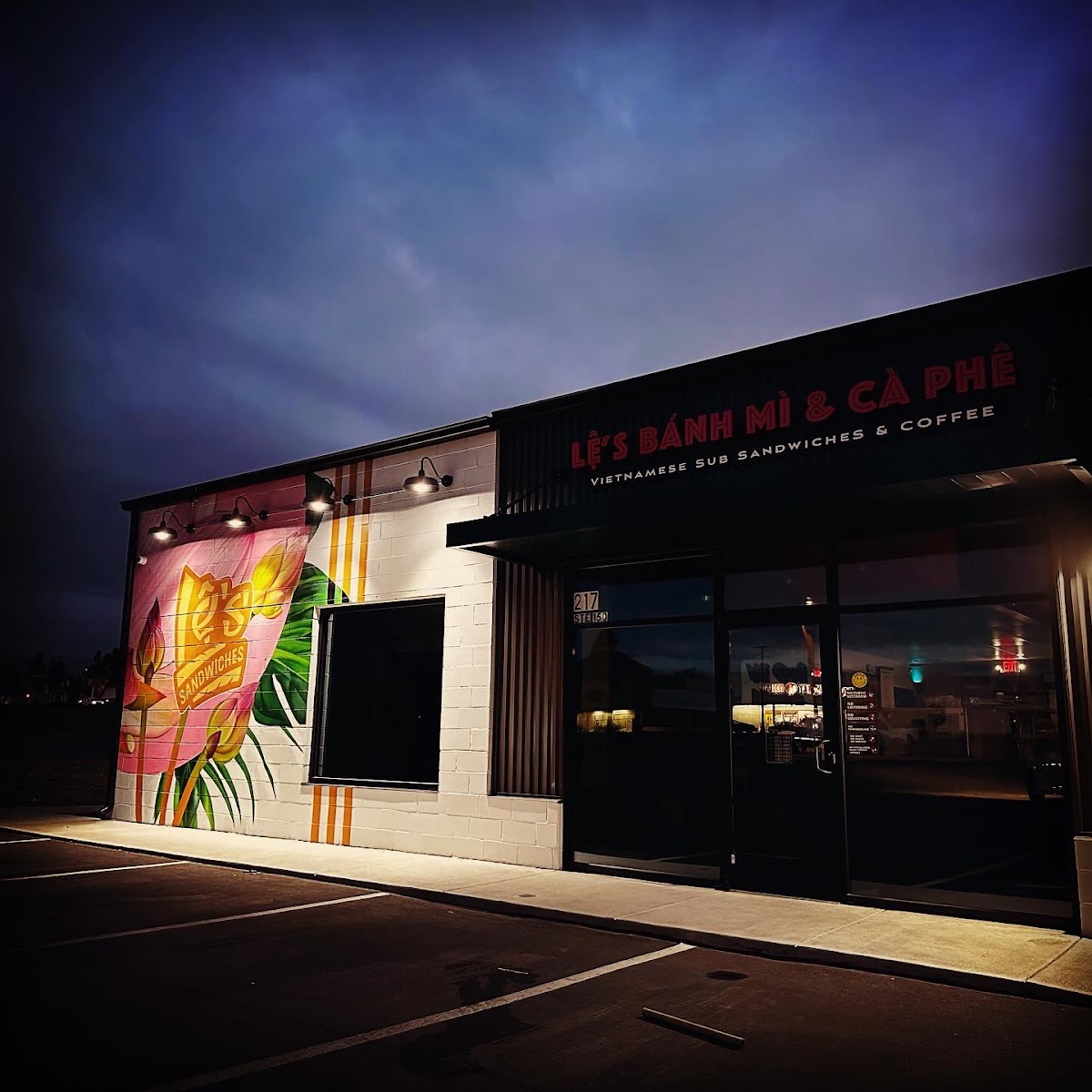 Selected image for Le's Sandwiches & Café in Charlotte.